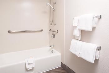 Main Motel - An Independent Magnuson Hotel 일리 외부 사진